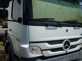Ανατροπή Mercedes-Benz 2008 1624-thumb-1