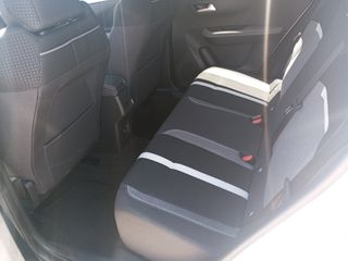 Opel Frontera 2026 1.2 145HP  GS HYBRID  εργοστασιακή εγγύηση (7,9% επιτόκιο)-thumb-9