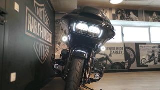 Harley Davidson CVO Road Glide 2023 Απόκτησε τη δική σου Harley-Davidson CVO από 576€-thumb-4