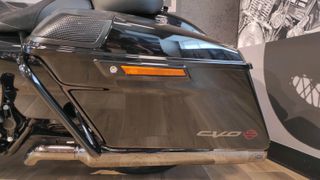 Harley Davidson CVO Road Glide 2023 Απόκτησε τη δική σου Harley-Davidson CVO από 576€-thumb-27