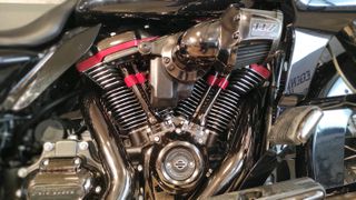 Harley Davidson CVO Road Glide 2023 Απόκτησε τη δική σου Harley-Davidson CVO από 576€-thumb-15