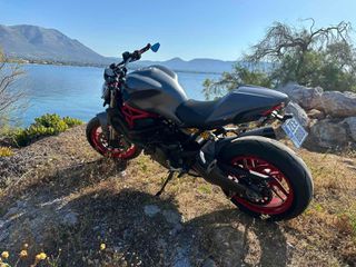 Ducati Monster 821 2017 MONSTER 821-thumb-3