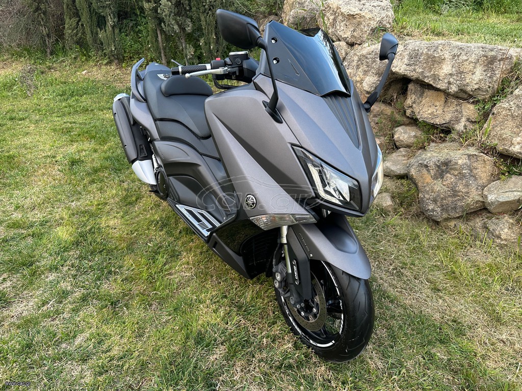Yamaha T-Max 530 2015 GREY MATT LED KEYLESS UP SIDE DOWN