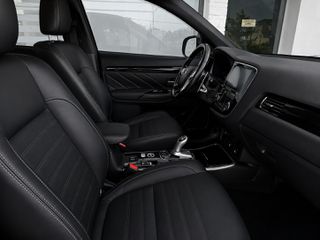 Mitsubishi Outlander 2017 PLUG IN HYBRID/4X4/KEYLESS/360CAMERA/ΕΓΓΥΗΣΗ-thumb-7