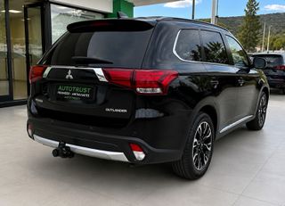 Mitsubishi Outlander 2017 PLUG IN HYBRID/4X4/KEYLESS/360CAMERA/ΕΓΓΥΗΣΗ-thumb-9