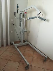 Πωλείται ο γερανός ανύψωσης ασθενών. Περιοχή Νέα Ερυθραία. Βρίσκεται σε ισόγειο. Η παραλαβή γίνεται από το χώρο μας.