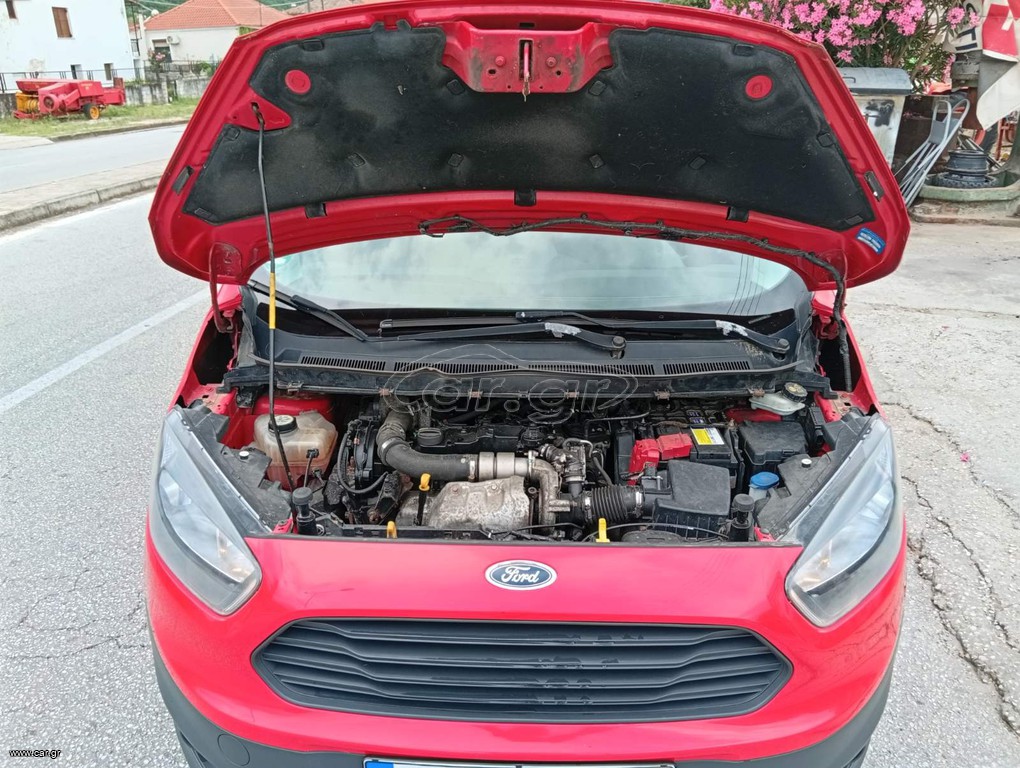Ford Transit Courier 2016
