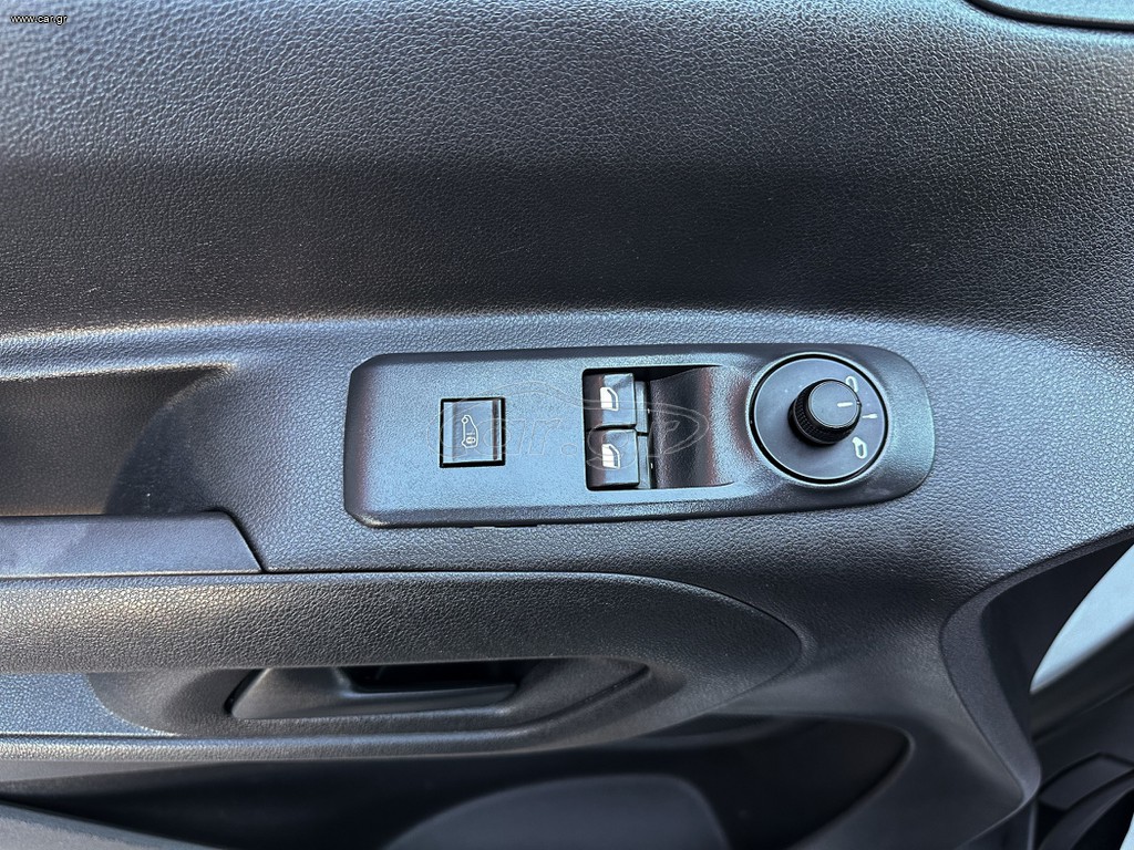 Opel Combo 2021 thumbnail 21