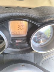 Piaggio XEvo 250 2010-thumb-2