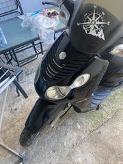 Piaggio Carnaby 250 2008-thumb-1