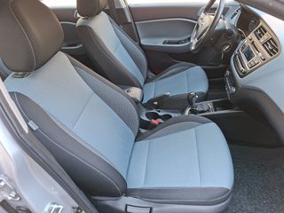Hyundai i 20 2017 Automatic-thumb-12