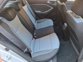 Hyundai i 20 2017 Automatic-thumb-14