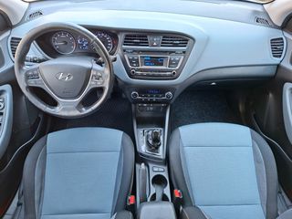 Hyundai i 20 2017 Automatic-thumb-15