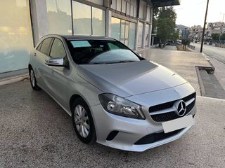 Mercedes-Benz A 160 2016-thumb-5
