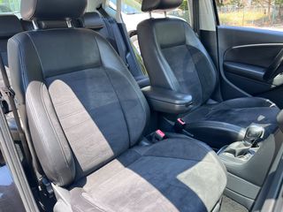 Volkswagen Polo 2017 CROSS 1.4 TDI DSG-thumb-34