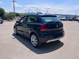 Volkswagen Polo 2017 CROSS 1.4 TDI DSG-thumb-12