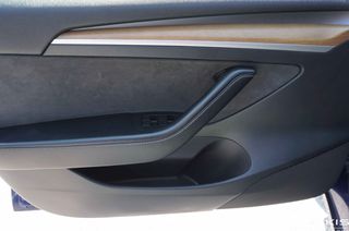 Tesla Model 3 2023 LONG RANGE AWD DUAL MOTOR-thumb-21