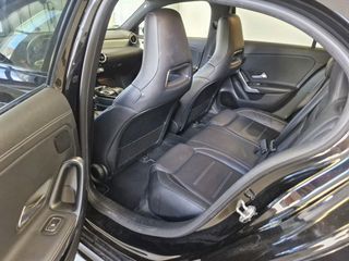 Mercedes-Benz A 180 2019 AMG LINE-thumb-7
