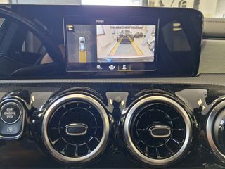 Mercedes-Benz A 180 2019 AMG LINE-thumb-8