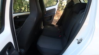 Volkswagen Up 2016-thumb-6