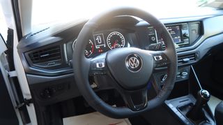 Volkswagen Polo 2017-thumb-9