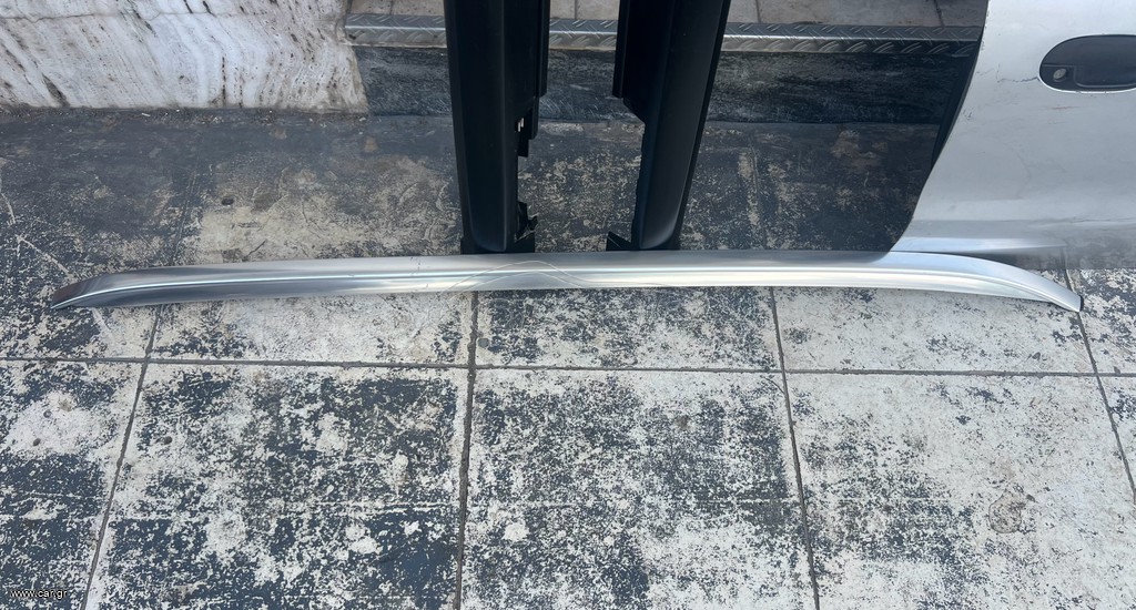 Volvo XC40/EC40/C40 ‘17-26 δεξιά μπάρα οροφής 31448382 / 31448384