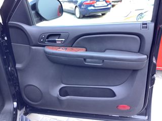 Chevrolet Suburban 2009 Επταθέσιο-thumb-24