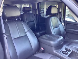 Chevrolet Suburban 2009 Επταθέσιο-thumb-26