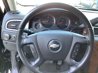 Chevrolet Suburban 2009 Επταθέσιο-thumb-30