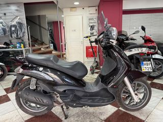 Piaggio Beverly 300i Tourer 2009 (  ΓΡΑΜΜΑΤΙΑ ΜΕΤΑΞΥ ΜΑΣ )-thumb-4