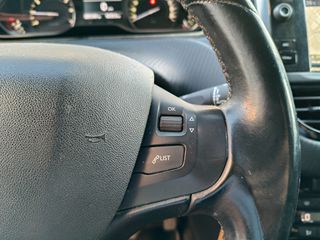Peugeot 208 2019 1.200cc 110hp ALLURE-thumb-13
