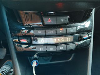 Peugeot 208 2019 1.200cc 110hp ALLURE-thumb-17