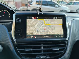 Peugeot 208 2019 1.200cc 110hp ALLURE-thumb-14