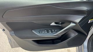 Peugeot 308 2022 1.2 PURETECH 110HP ACTIVE-thumb-14