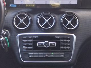 Mercedes-Benz A 160 2013 MERCEDES A 160 URBAN-thumb-24