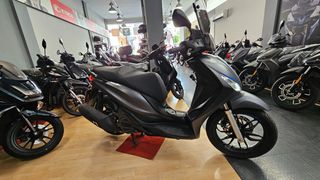 Piaggio Medley 150 2018-thumb-4