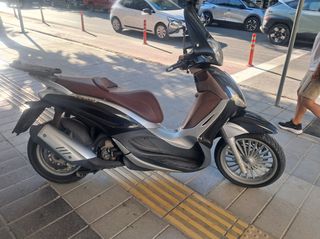 Piaggio Beverly 300i 2012 POLICE-thumb-4