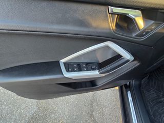 Audi Q3 2023 1.5 ADVANCED PLUS S TRONIC-thumb-18