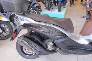 Piaggio Beverly 300i 2010 beverly 300-thumb-1