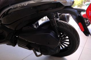 Piaggio Beverly 300i 2010 beverly 300-thumb-12