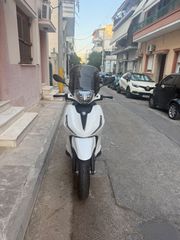 Piaggio Beverly 400 2022-thumb-2