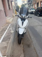 Piaggio Beverly 400 2022-thumb-5