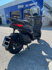 Piaggio Beverly 400 2021 s-thumb-11