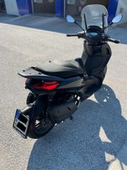 Piaggio Beverly 400 2021 s-thumb-13