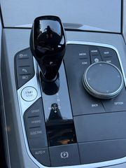 Bmw 320 2022 e PLUG IN HYBRID-thumb-16