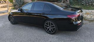 Mercedes-Benz E 220 2022 W213 FACELIFT AMG LINE SPORT PACKET HYDRID DIESEL LIMOUSINE-thumb-21