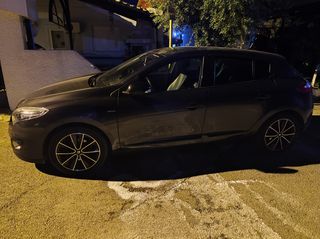 Renault Megane 2013 BOSE EDITION FULL EXTRA KEYLESS PANORAMIC-thumb-11