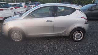 Lancia Ypsilon 2016-thumb-4