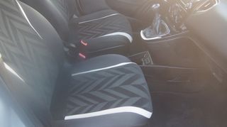 Lancia Ypsilon 2016-thumb-11
