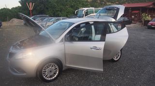 Lancia Ypsilon 2016-thumb-17
